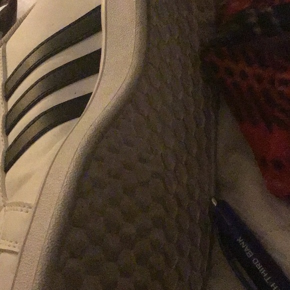 Shoes - Picture 4 of 5